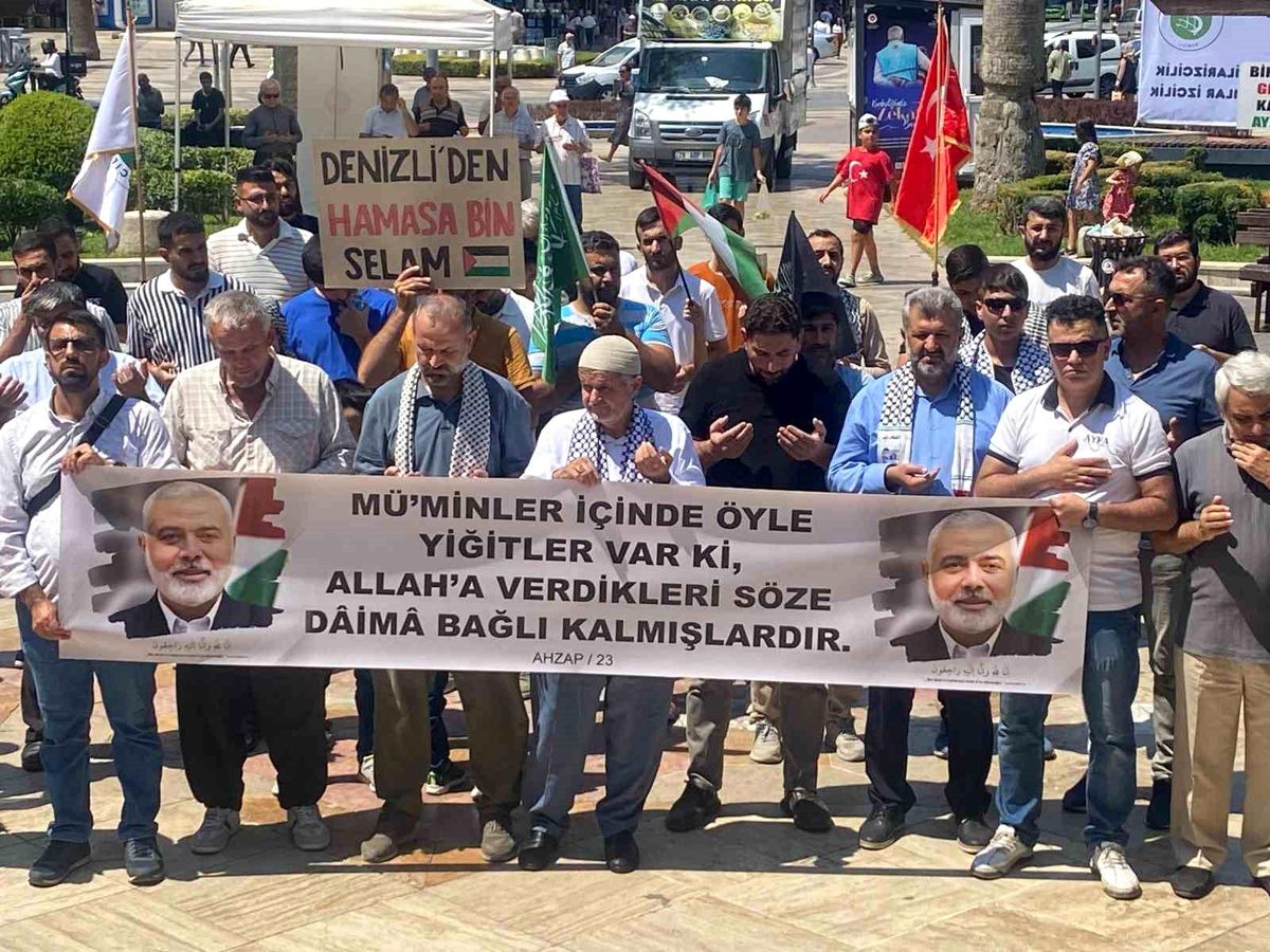 Denizli\'de İsmail Haniye için gıyabi cenaze namazı kılındı