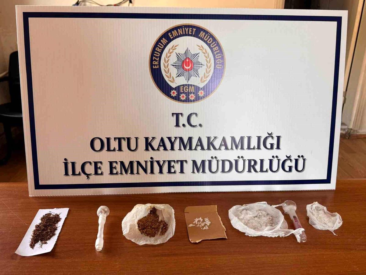 Erzurum Oltu\'da Uyuşturucu Operasyonunda 4 Şüpheli Yakalandı