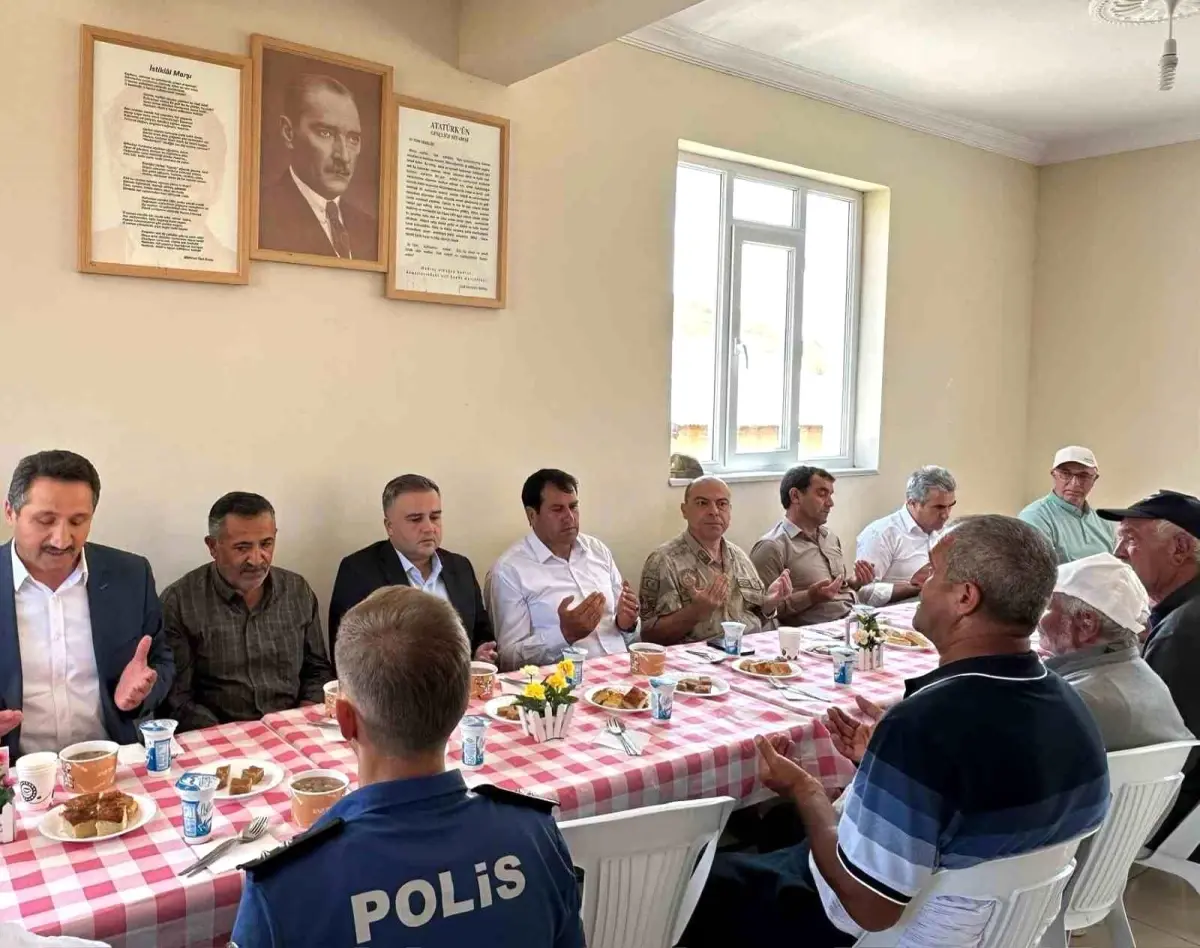 Erzincan\'da maden kazasında hayatını kaybeden Uğur Yıldız için aşure etkinliği düzenlendi