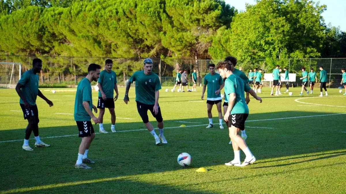 Sakaryaspor, yeni sezon hazırlıklarına devam ediyor