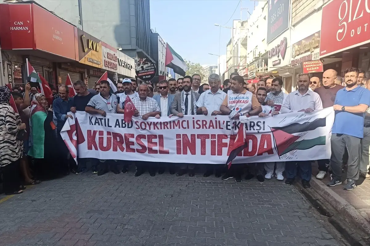 Adana, Hatay, Mersin ve Osmaniye\'de Hamas ve İsrail protestoları düzenlendi