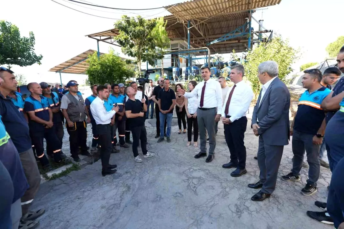 Manisa Büyükşehir Belediye Başkanı Ferdi Zeyrek, Soma\'da içme suyu tesisini ziyaret etti