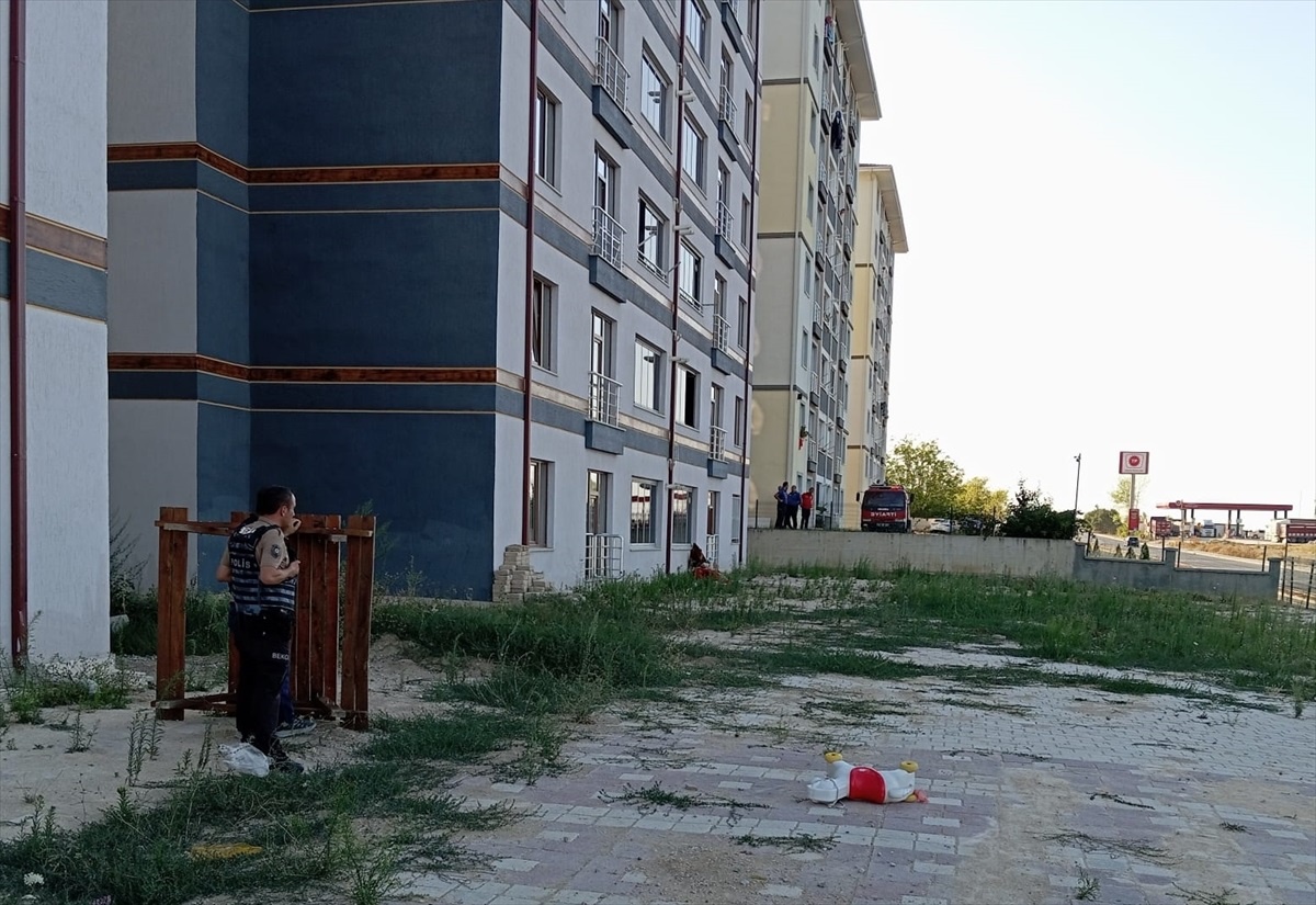 Bilecik\'te hükümlü çevreye ateş açtı, etkisiz hale getirildi
