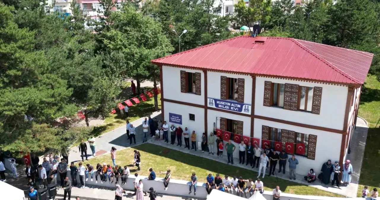 Erzurum Büyükşehir Belediyesi Hüseyin Altın Bilgi Evi\'ni Açtı