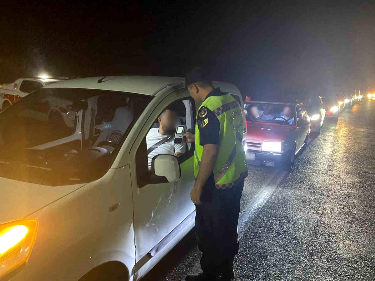 Gaziantep\'te Alkollü Araç Kullanımına Yönelik Denetimlerde 35 Sürücüye Cezai İşlem Uygulandı