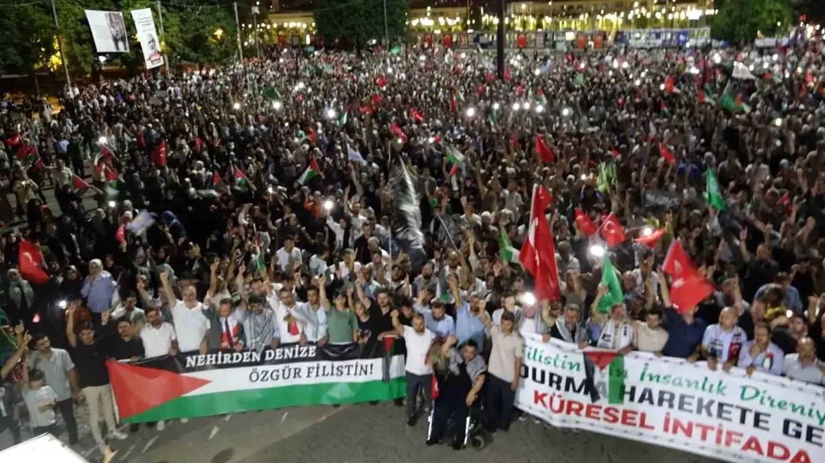 Gaziantep\'te İsrail saldırılarını ve İsmail Heniyye\'ye düzenlenen suikastı protesto