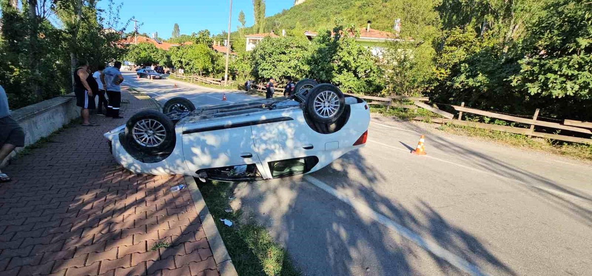Kastamonu\'da Otomobil Takla Attı, Sürücü Yaralandı