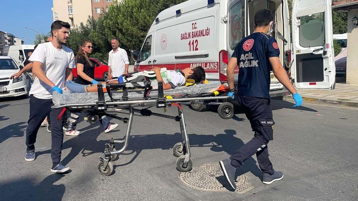 Tekirdağ Kapaklı\'da Otomobil Çocuğa Çarptı
