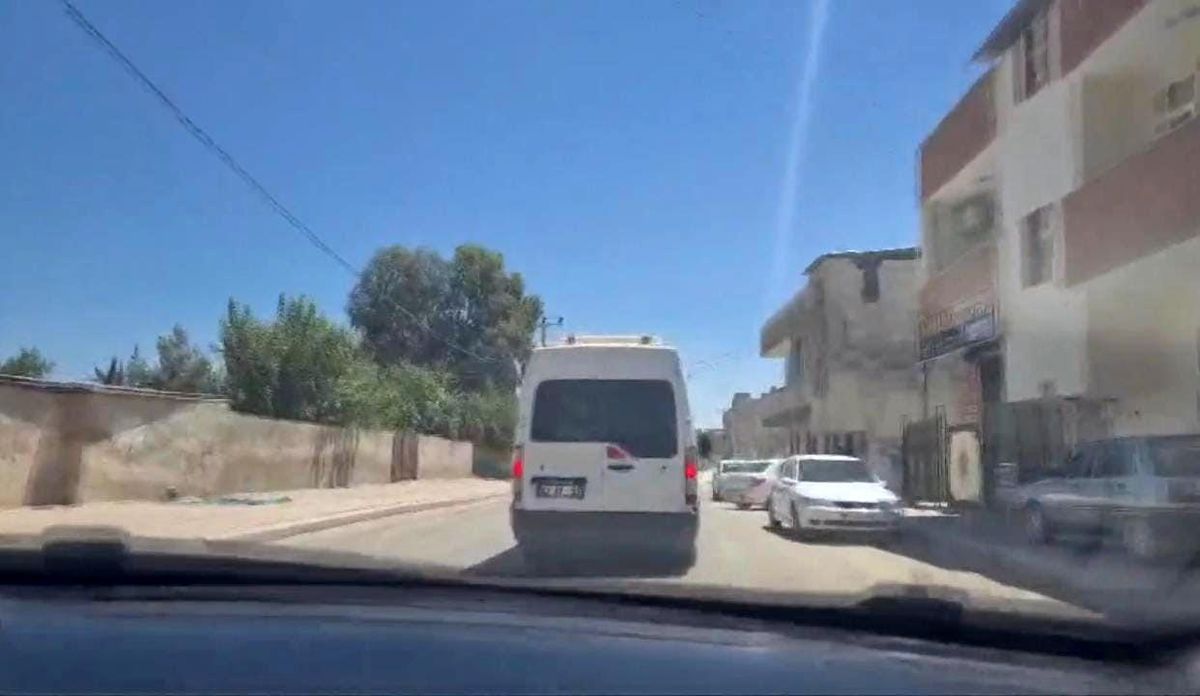 Şanlıurfa\'da kamu görevlisi kılığına giren dolandırıcılara operasyon: 4 şahıs yakalandı