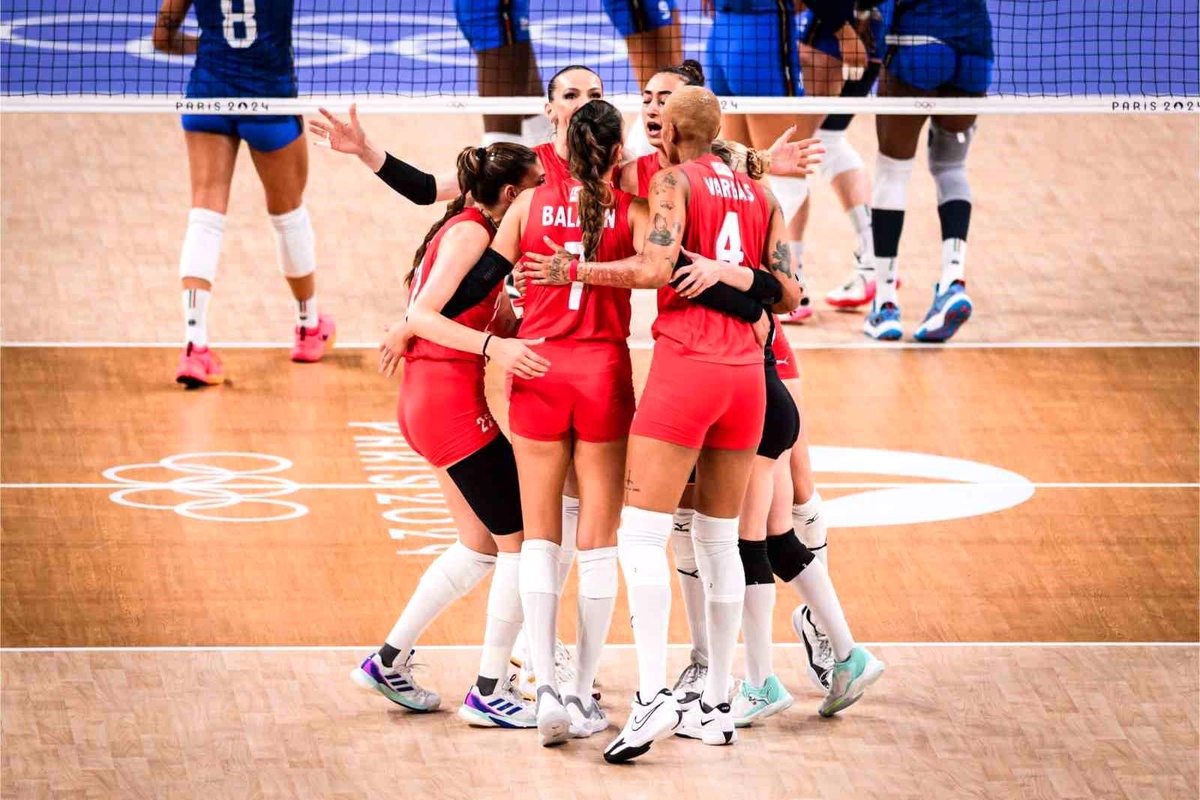 A Milli Kadın Voleybol Takımı İtalya\'ya mağlup oldu