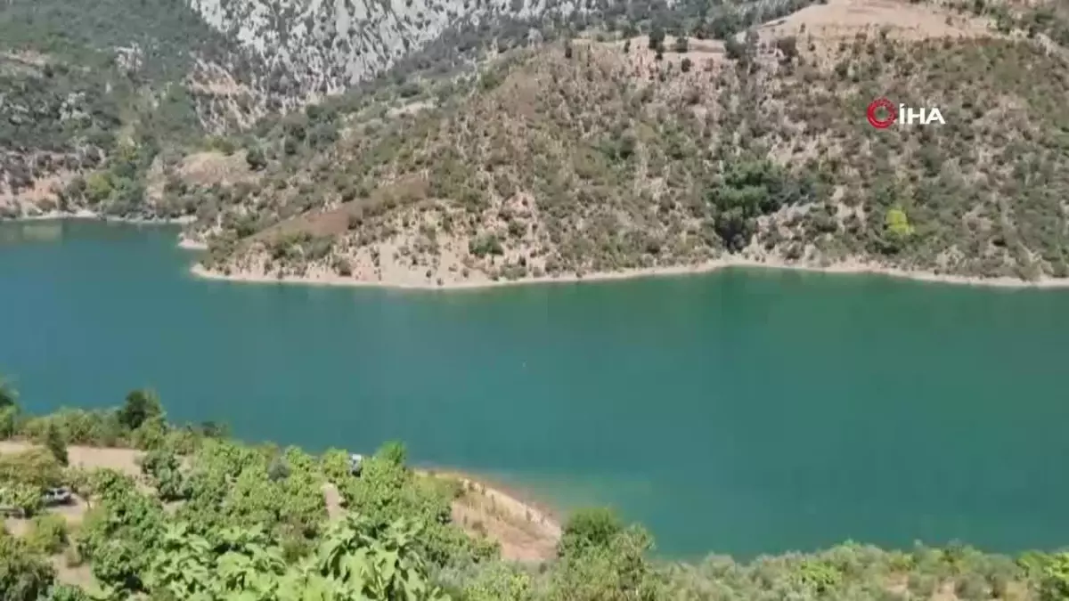 Adana\'da düşen helikopter enkazını çıkarma çalışmaları sürüyor