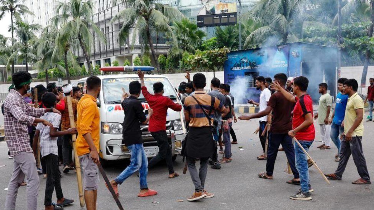Bangladeş\'te Gösterilerde 25 Kişi Hayatını Kaybetti