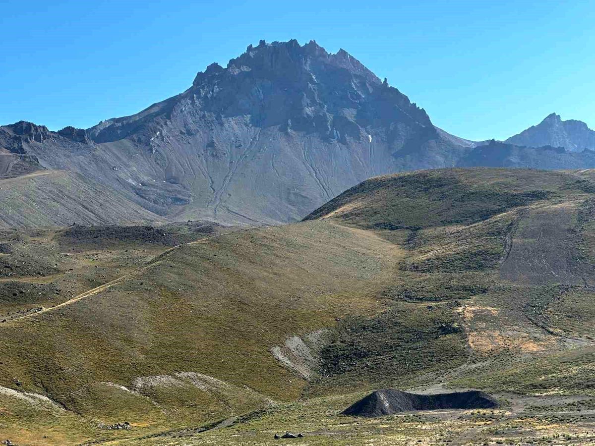Erciyes\'te karlar eriyince borcumu öderim efsanesi gerçekleşti