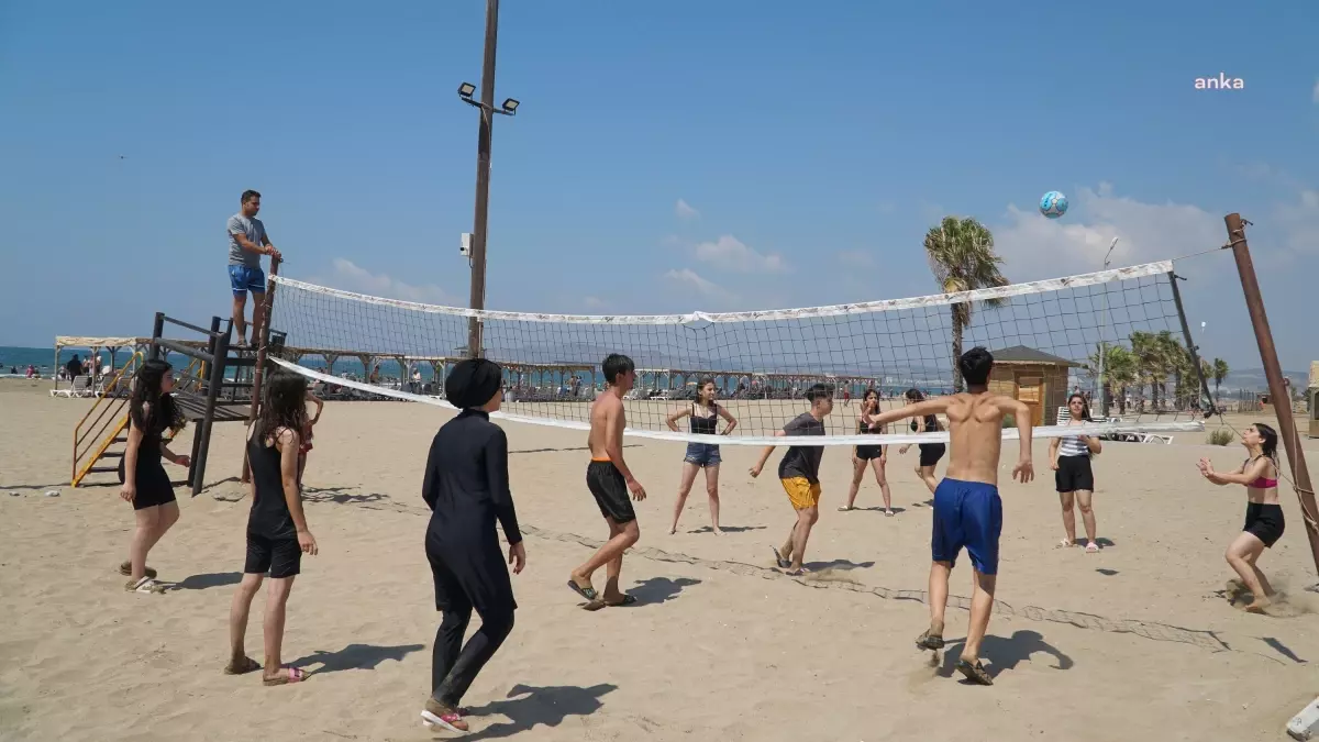 Gaziantep\'te Şehitkamil Belediyesi tarafından düzenlenen Günübirlik Deniz Kampı projesi gençlerin ilgisini çekiyor