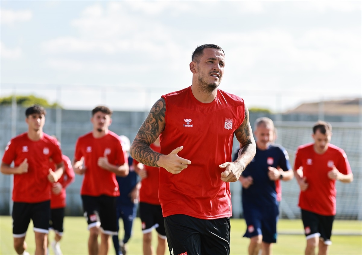 EMS Yapı Sivasspor Yeni Sezon Hazırlıklarına Devam Ediyor