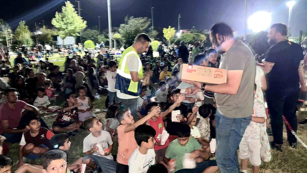 Adıyaman Belediyesi, Yeşilçam filmlerini açık hava sinemalarında vatandaşlarla buluşturuyor