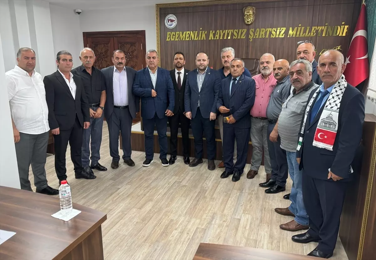 AK Parti Ardahan Milletvekili Kaan Koç, Ardahan İl Genel Meclis Üyelerini Ziyaret Etti