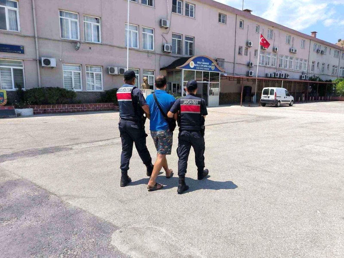 Aydın\'da jandarma ekipleri hakkında yakalama kararı bulunan 30 şahıs yakalandı