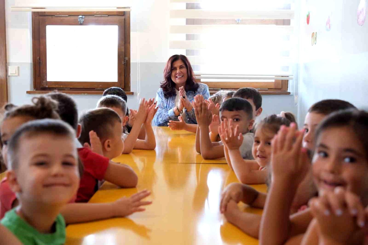 Aydın Büyükşehir Belediye Başkanı Özlem Çerçioğlu, Çocuk Gelişim Merkezlerini Ziyaret Etti