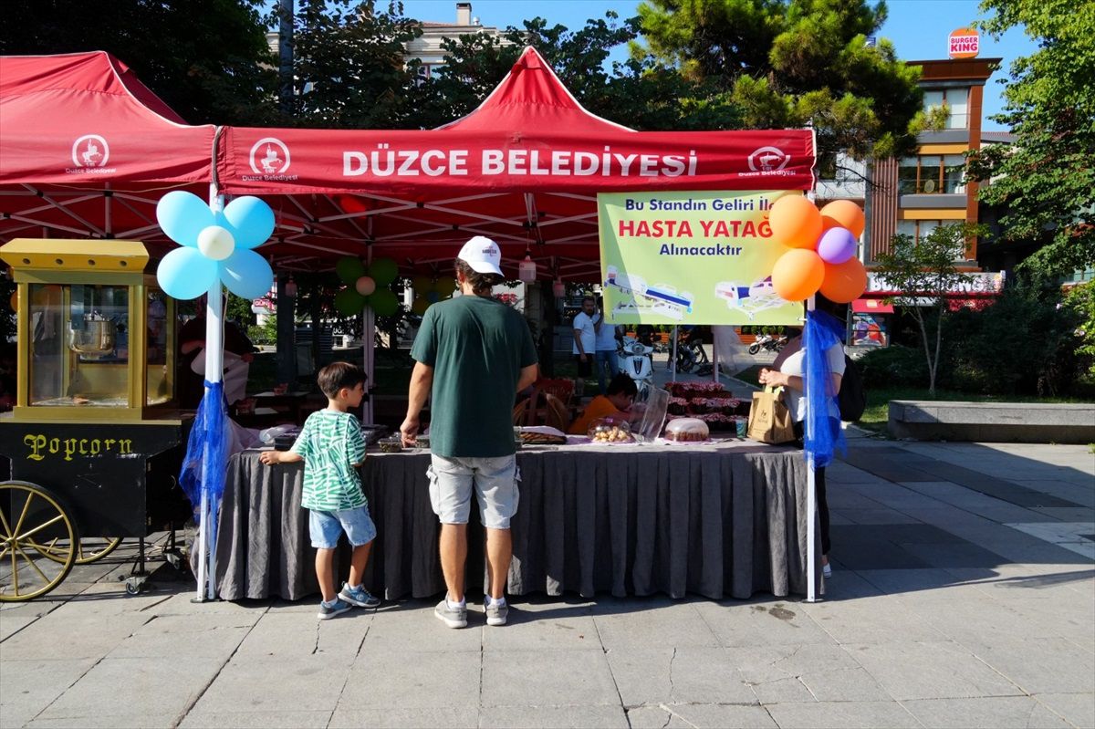 Dünya Düzce Günleri\'nde Elde Edilen Gelir Hasta Yatağı Alımında Kullanılacak