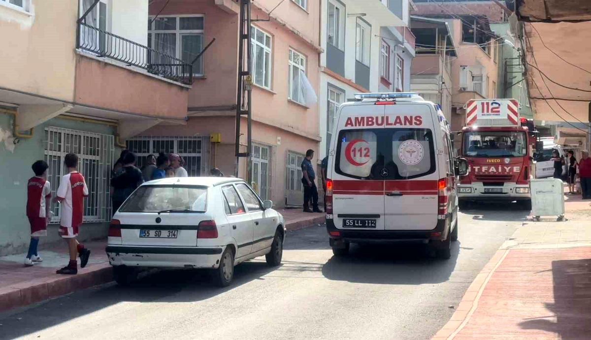 Samsun\'da Tabancasını Kurcalarken Kendini Vuran Kişi Hastanelik Oldu