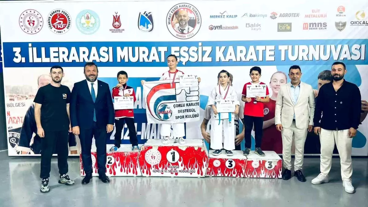 3. Murat Eşsiz Karate Turnuvası Manisa\'da Gerçekleştirildi