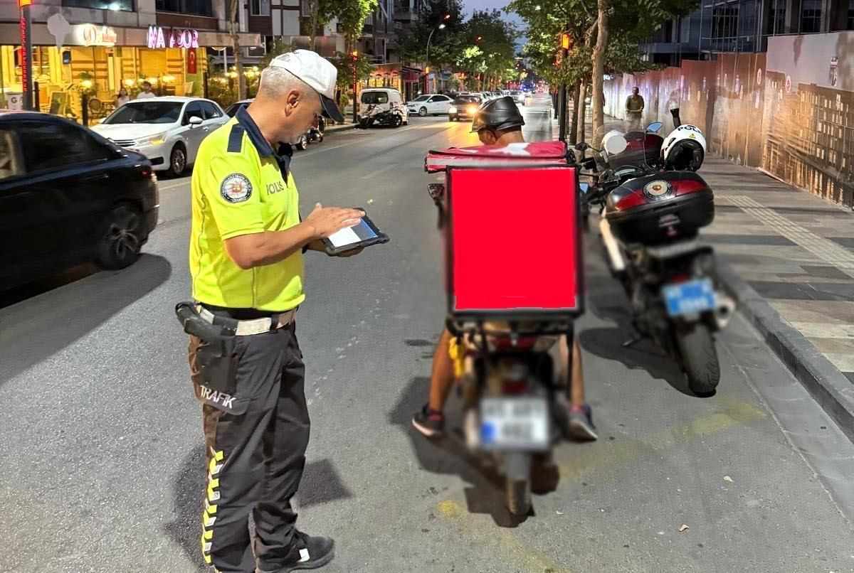 Manisa\'da Motosiklet Sürücülerine Yüksek Ceza