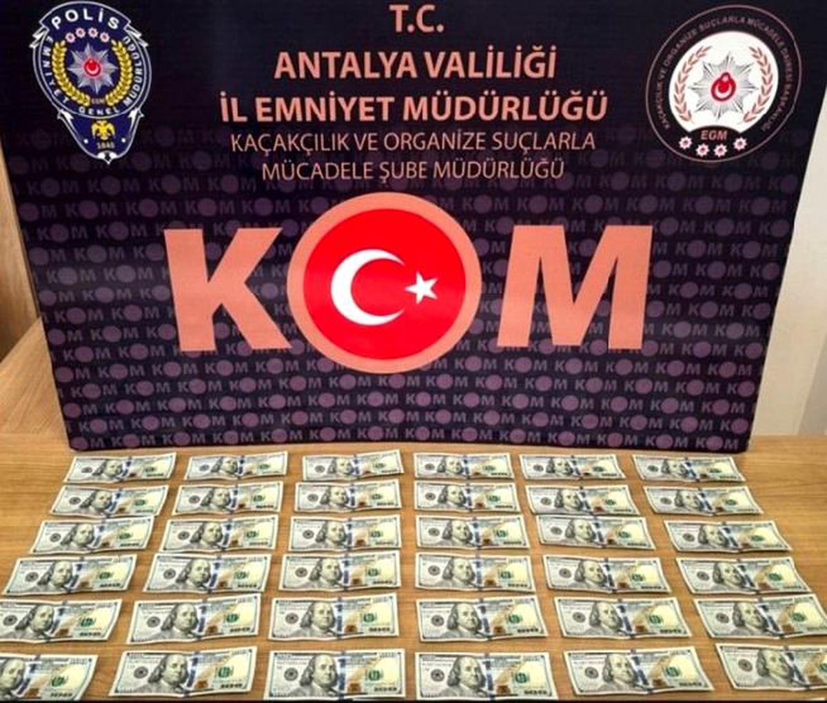 Antalya\'da Otellere Sahte Para Veren Şüpheli Yakalandı