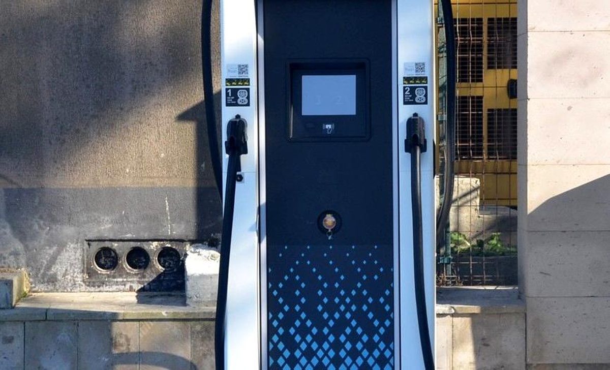 Elektrikli Araç Şarj Ünitesi Kurulumu Koşulları Kolaylaştırıldı