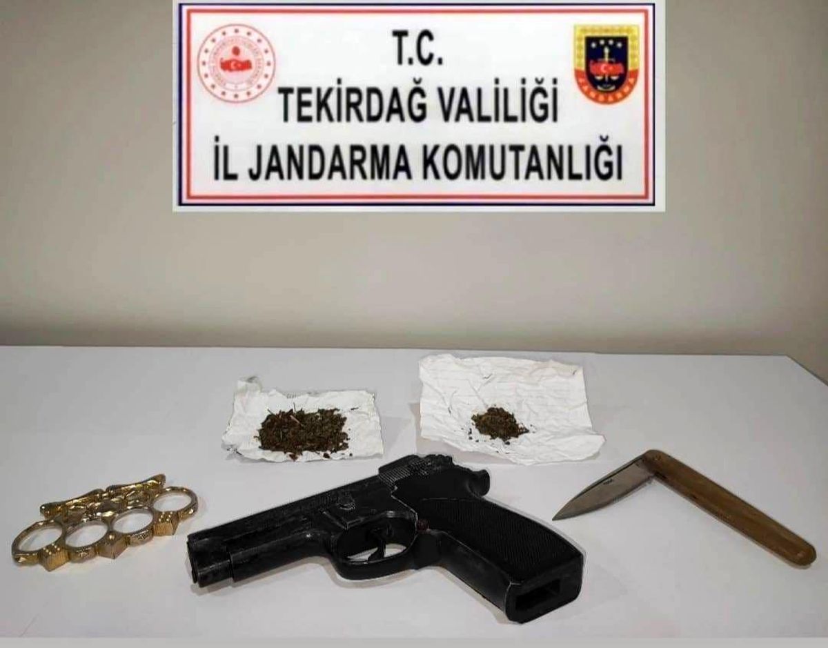 Tekirdağ\'da Uyuşturucu ve Silah Operasyonu