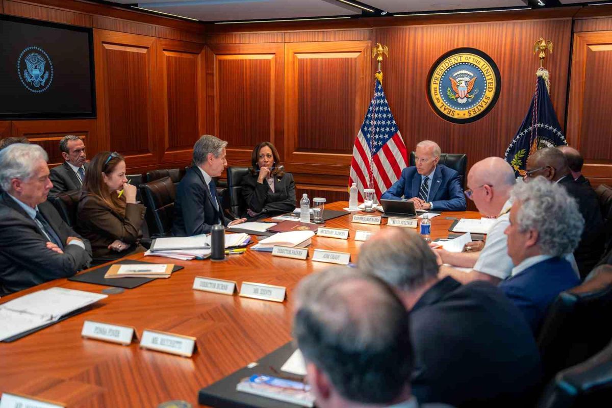 ABD Başkanı Biden ve Başkan Yardımcısı Harris İran\'ın İsrail\'e beklenen misillemesini görüştü