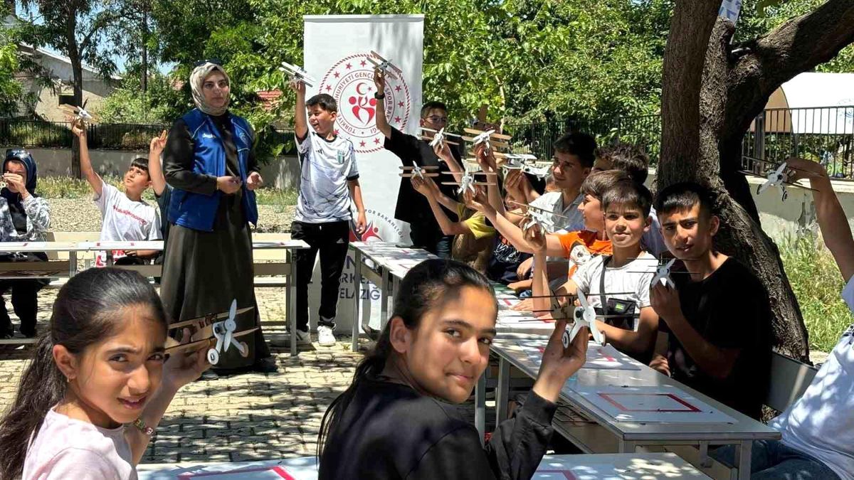 Elazığ\'da Bilim ve Teknoloji Etkinliği Gerçekleştirildi