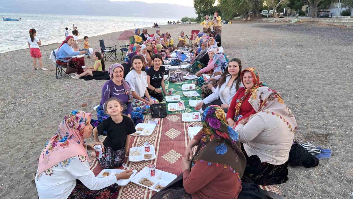 Bursa\'da Kayınvalidelerden Renkli Piknik