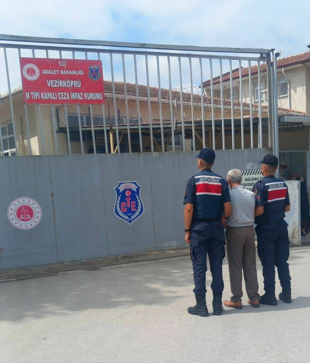 Vezirköprü\'de firari hükümlü yakalandı