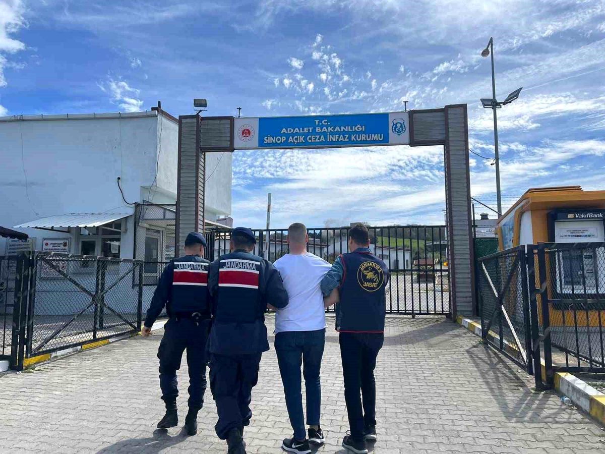 Sinop\'ta arama kaydı olanlara yönelik operasyonlarda 565 şahıs yakalandı