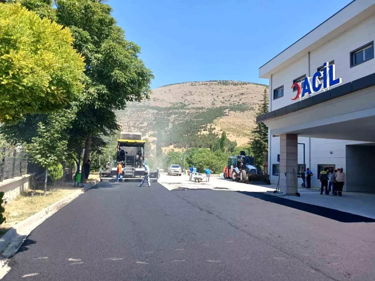 Yahyalı\'da 3 Bin 850 Metre Asfalt Yolu Ulaşıma Açıldı