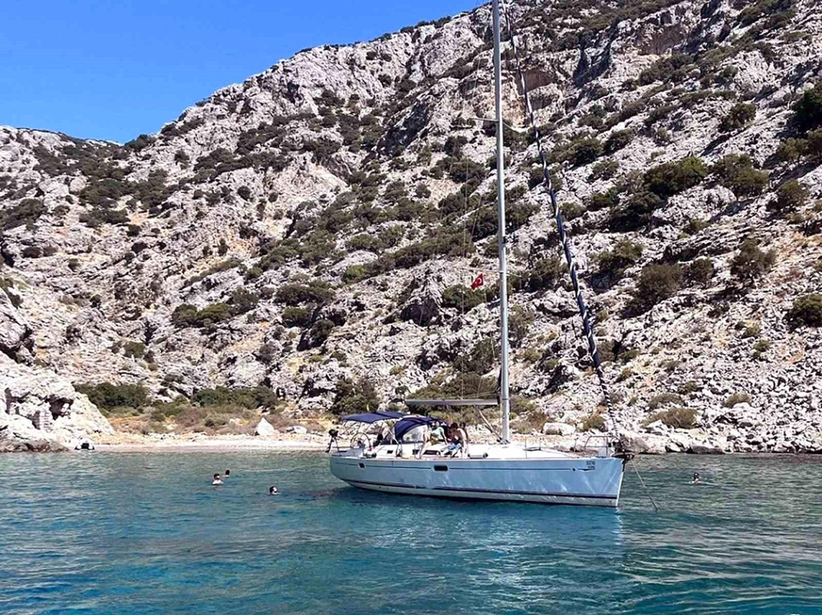 Marmaris Açıklarında Yasa Dışı Göçmenler Yakalandı
