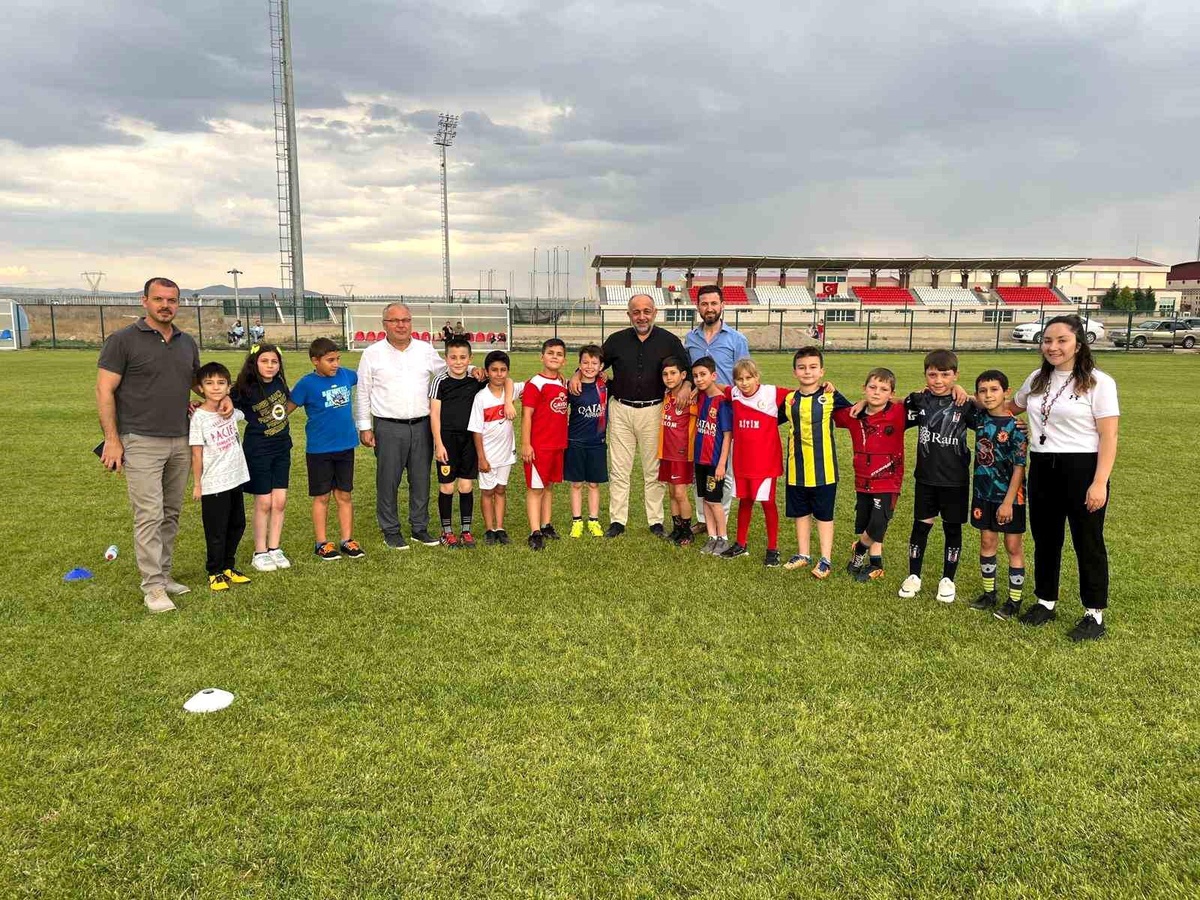 Afyonkarahisar\'da Gençler İçin Futbol Turnuvası Düzenlenecek