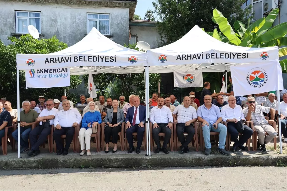 Arhavi\'de doğalgaz çalışmalarına başlandı