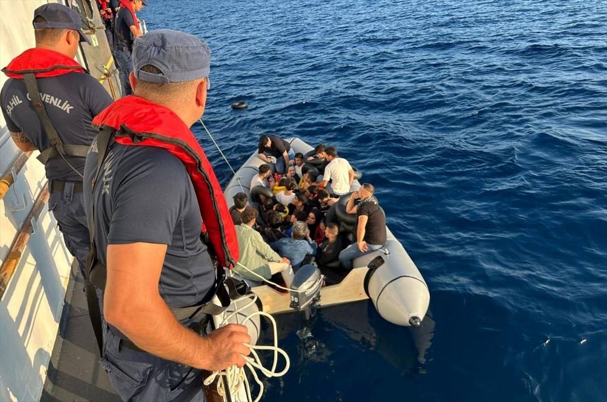 Çanakkale\'de 26 düzensiz göçmen yakalandı