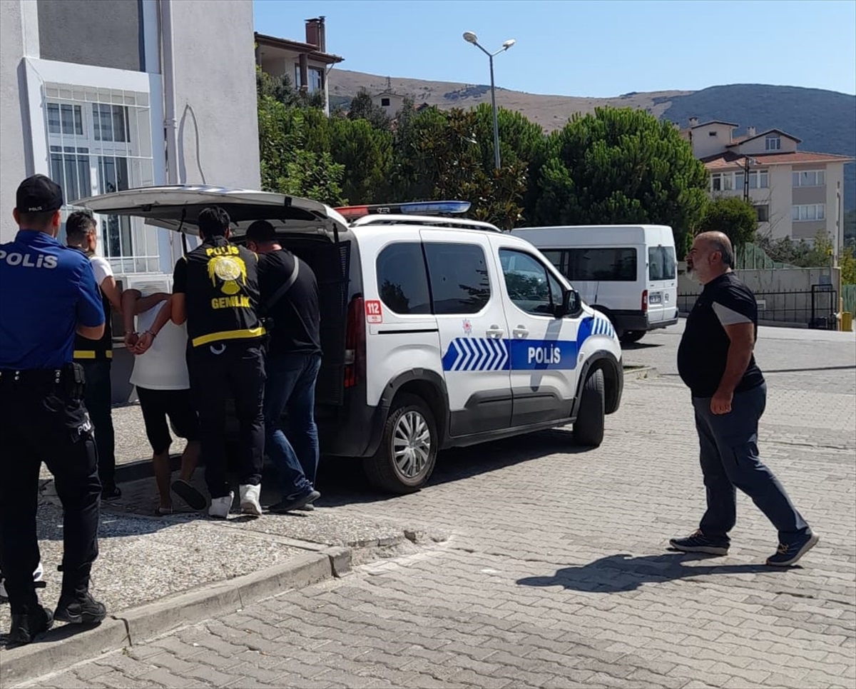 Gemlik\'te aranan 16 kişi yakalandı