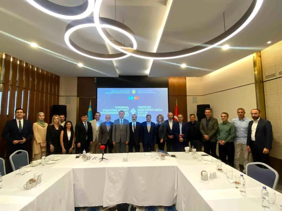 Kazakistan ile Türkiye Arasında Dostluk Toplantısı Düzenlendi
