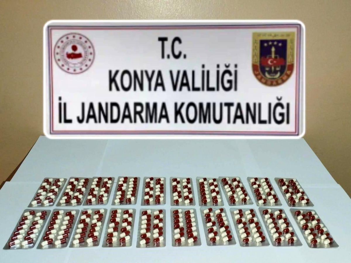 Konya\'da Uyuşturucu Operasyonunda Ele Geçirilen Maddeler