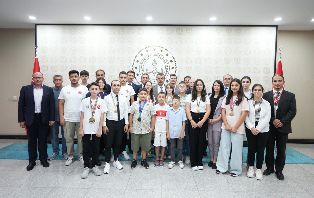 Milli Bilgisayar Klavye Takımı Dünya Şampiyonu