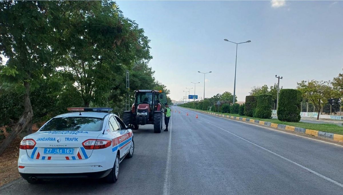Gaziantep\'te tarım işçilerini taşıyan araçlara denetim
