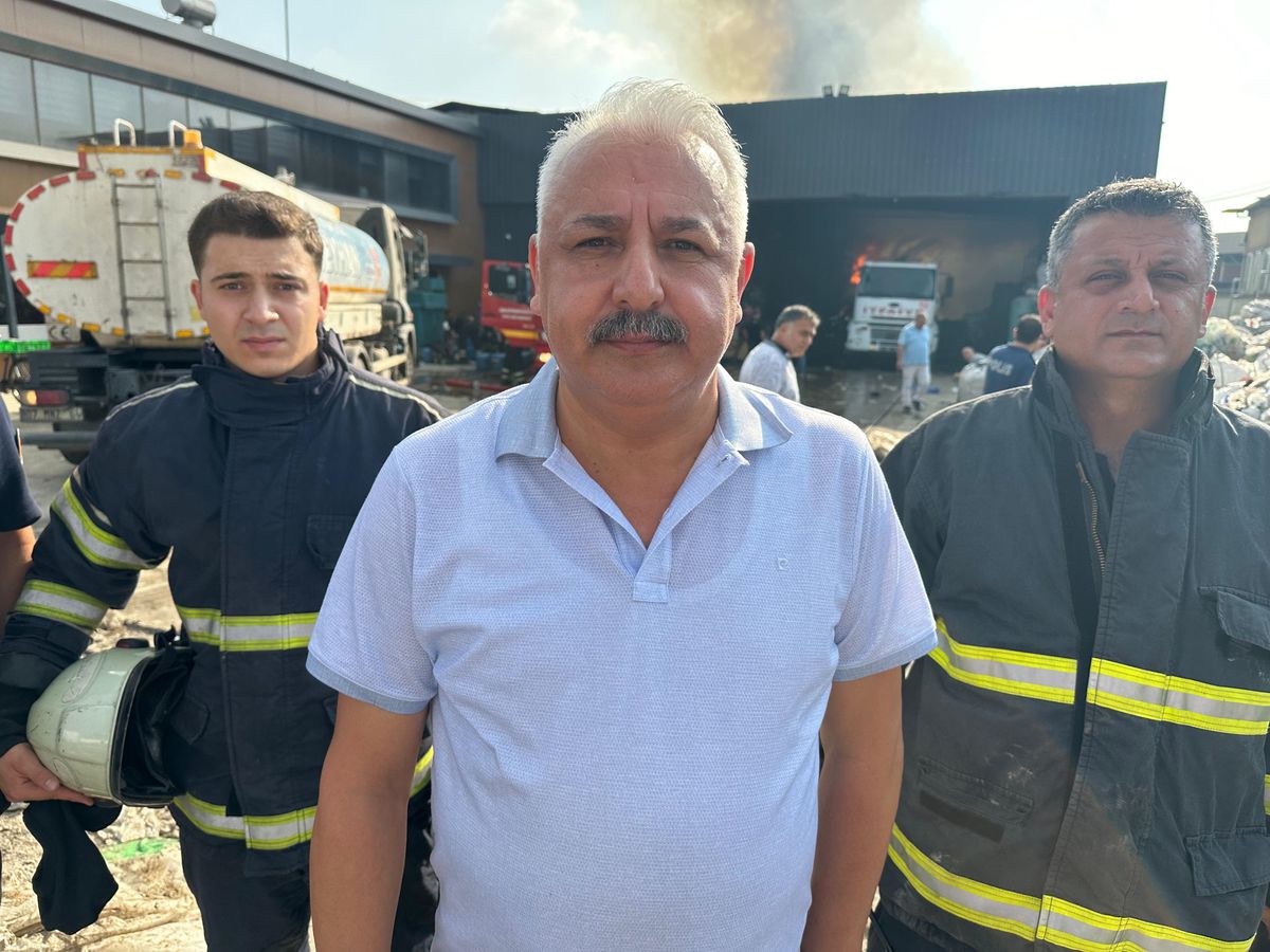 Adana\'da Geri Dönüşüm Tesisi Yangını Kontrol Altına Alındı
