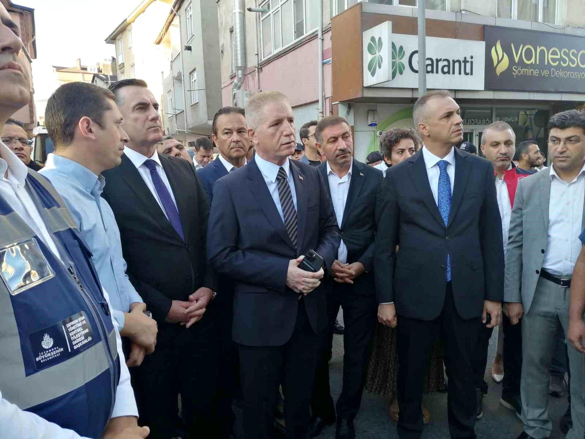 İstanbul Valisi Pendik\'teki İETT Otobüsü Kazası İncelemesinde Bulundu