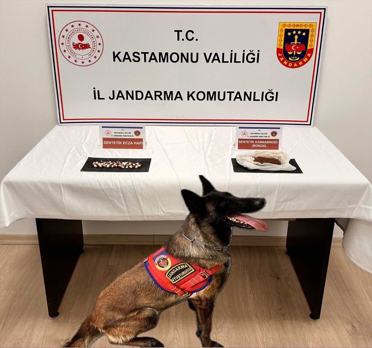 Tosya\'da Uyuşturucu Operasyonu: 2 Tutuklama