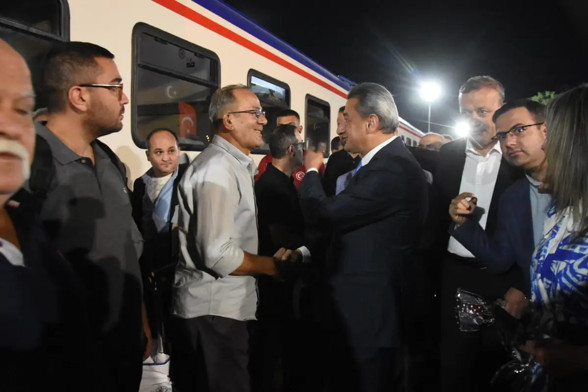 Turistik Tatvan Treni Bitlis\'e Ulaştı