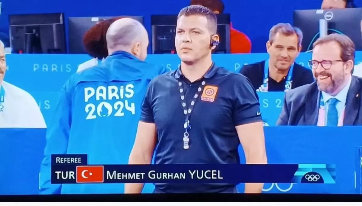 Türk Hakem Mehmet Gürhan Yücel, Kübalı Mijain Lopez\'in Paris 2024 Olimpiyat Oyunları\'ndaki Final Maçını Yönetti